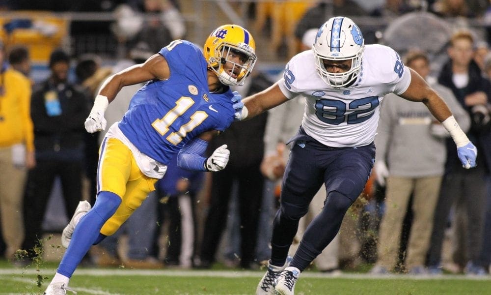 Dane Jackson (11) tries to get to North Carolina quarterback at Heinz Field on November 9, 2017 in Pittsburgh, Pennsylvania. -- DAVID HAGUE