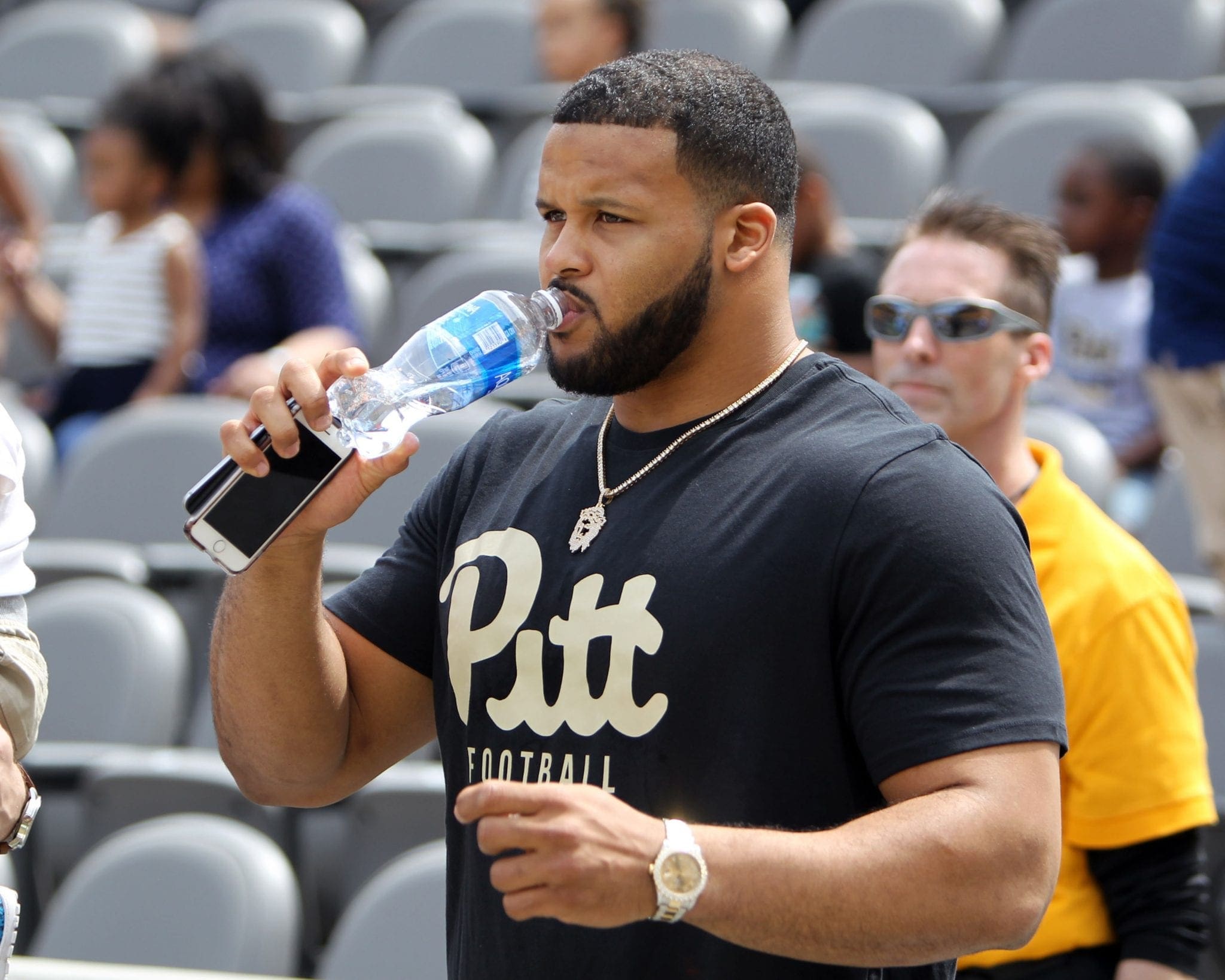 Rams' Aaron Donald not about to let go of Super Bowl trophy