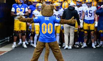 Pitt football ready to take the field during the Pitt spring game. April 12, 2025 -- Ed Thompson / PSN.