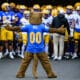 Pitt football ready to take the field during the Pitt spring game. April 12, 2025 -- Ed Thompson / PSN.