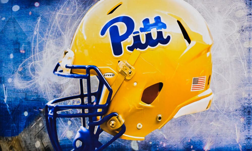 Pitt football at the UPMC Rooney Sports Complex / Ed Thompson. PSN.