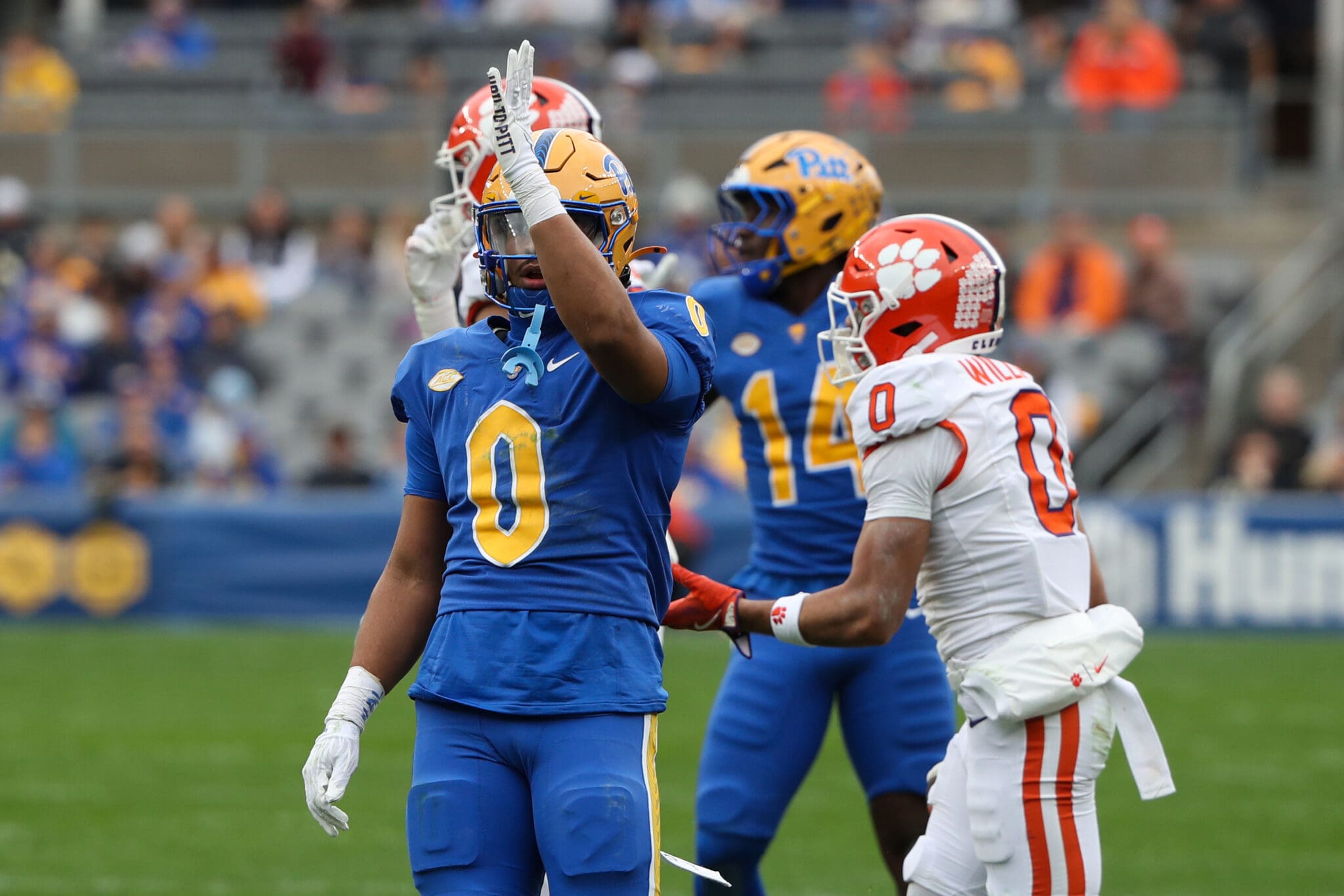 Pitt linebacker Braylan Lovelace.