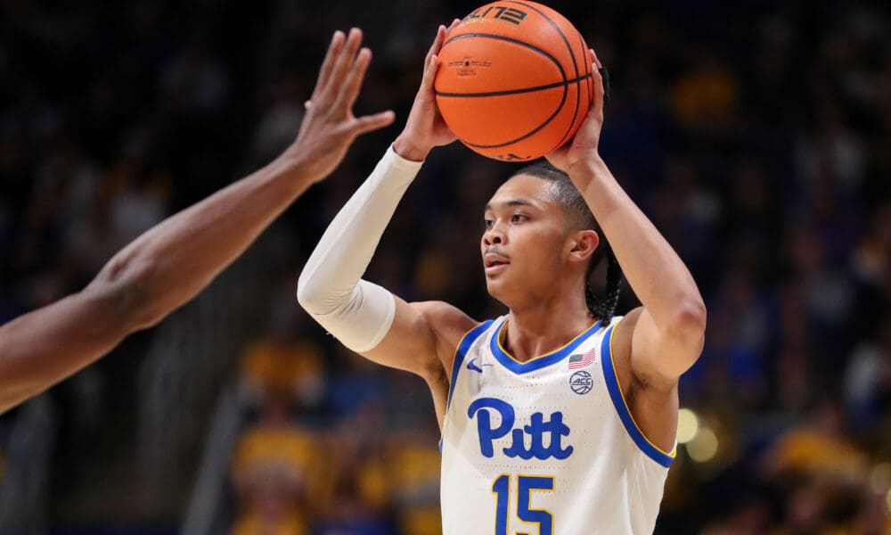 Pitt point guard Jaland Lowe record first-career triple-double.