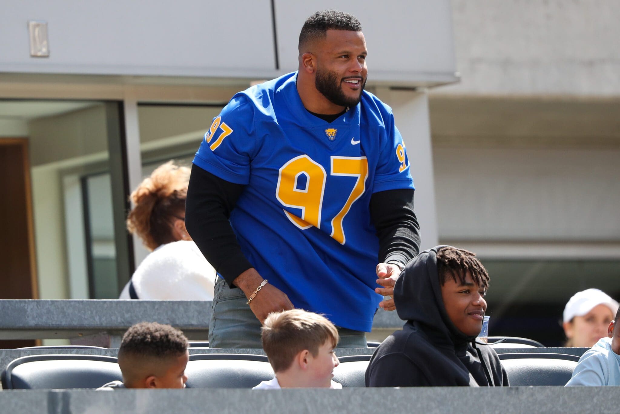 Aaron Donald headlines the 2025 Pitt Athletics Hall of Fame Class. April 13, 2024 -- David Hague / PSN