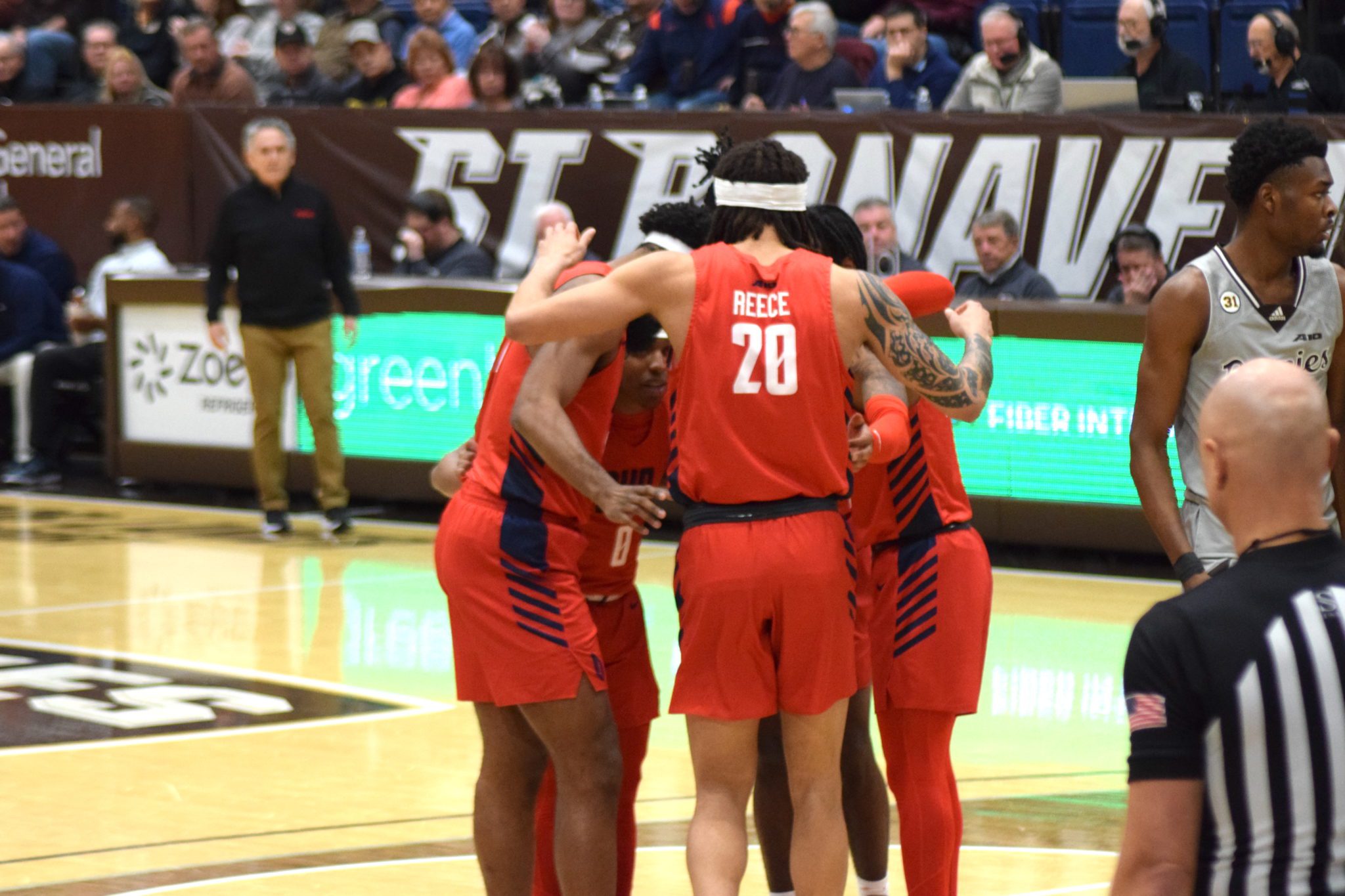 Loyola Prepares For A-10 Championship Match Sunday - Loyola