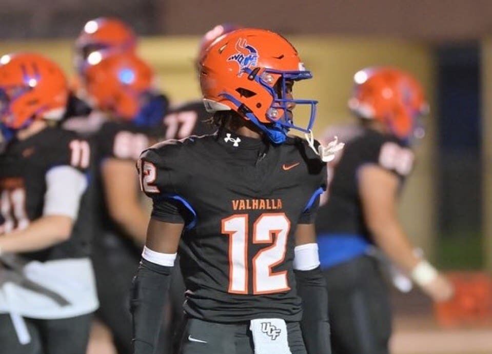 Pitt a top school for three-star defensive back Devonte Anderson. Photo courtesy of Devonte Anderson's X account.