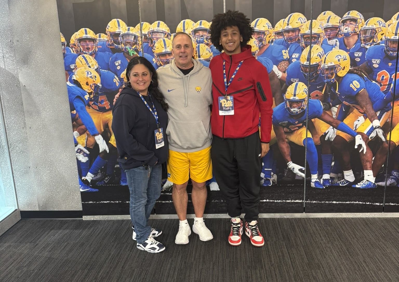 Pitt tight end target Javonte Williams will take an official visit during the first weekend of June. Photo courtesy of Williams' X account.