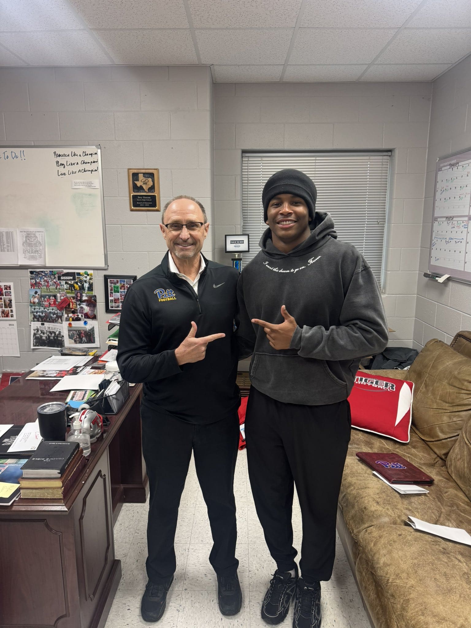 Pitt target Davis Kinney