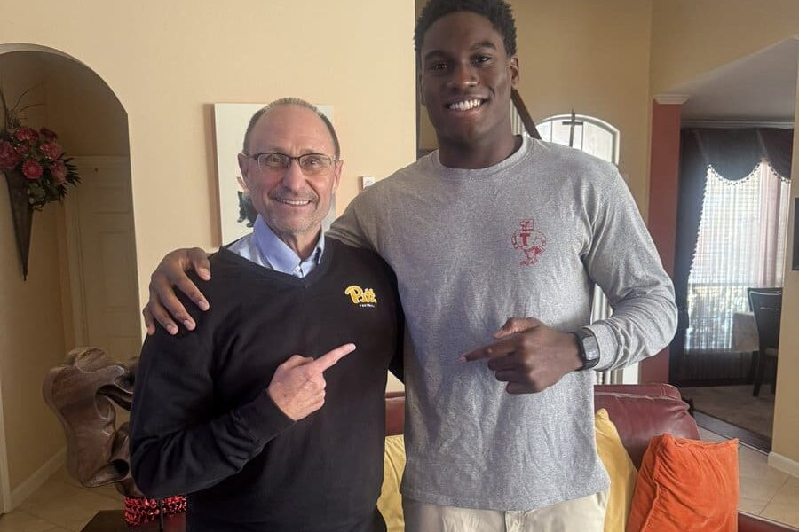 Standout 2026 Texas edge rusher Obinna Umeh with Pitt defensive coordinator Randy Bates. Photo courtesy of Umeh's X account.