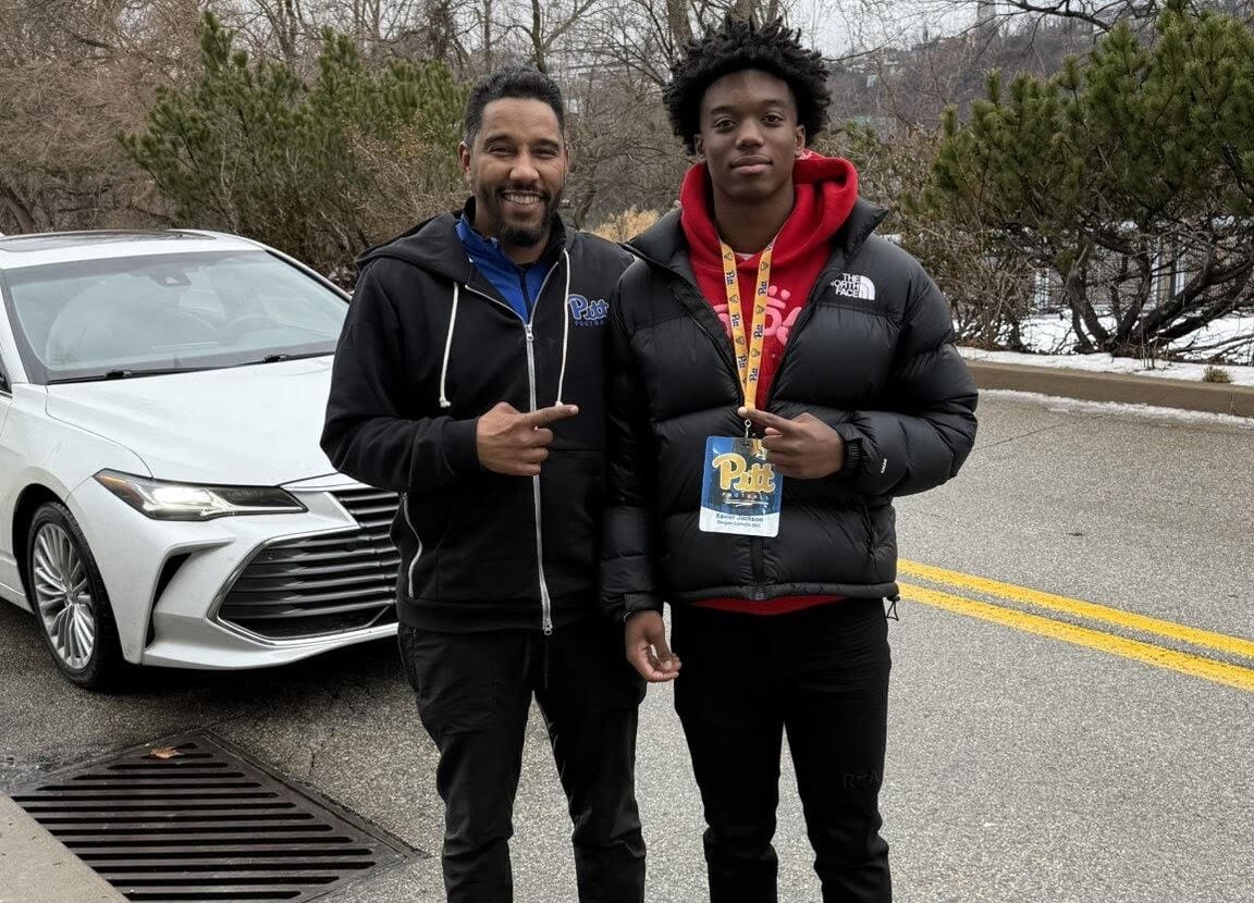 Pitt defensive back target Xavier Jackson with cornerbacks coach Archie Collins. Photo courtesy of Jackson's X account.